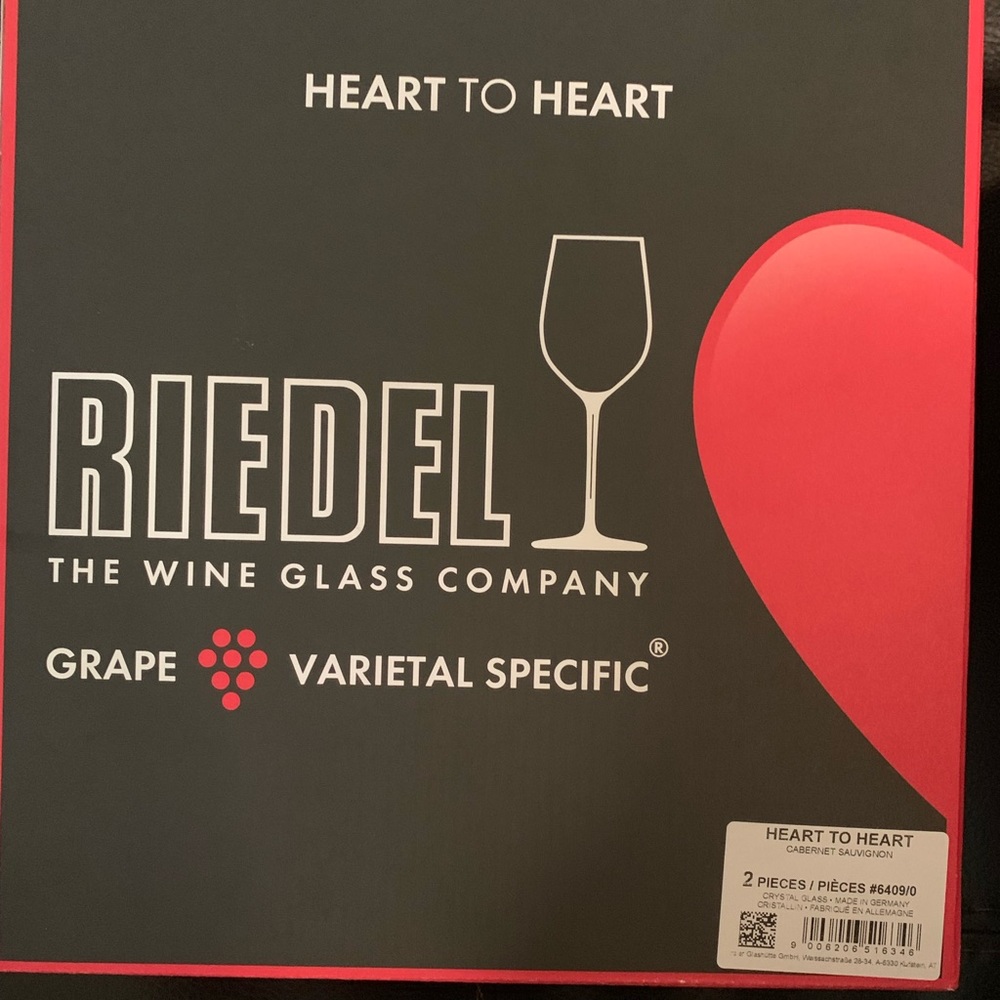 Riedel wine glass heart to heart. 2 glasses - Picture 1 of 5